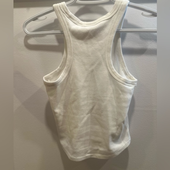 ARITZIA TANK TOP - Picture 2 of 3